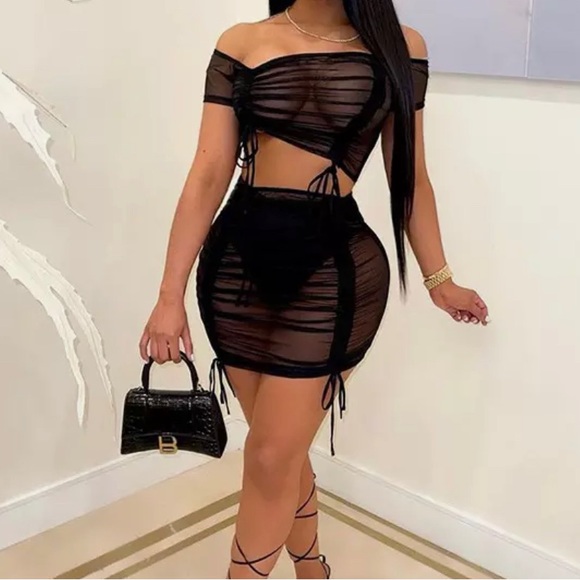 Mesh 2 piece set (skirt & top) - Picture 1 of 2